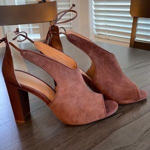 Rachel Zoe brown sandals. NWOT.